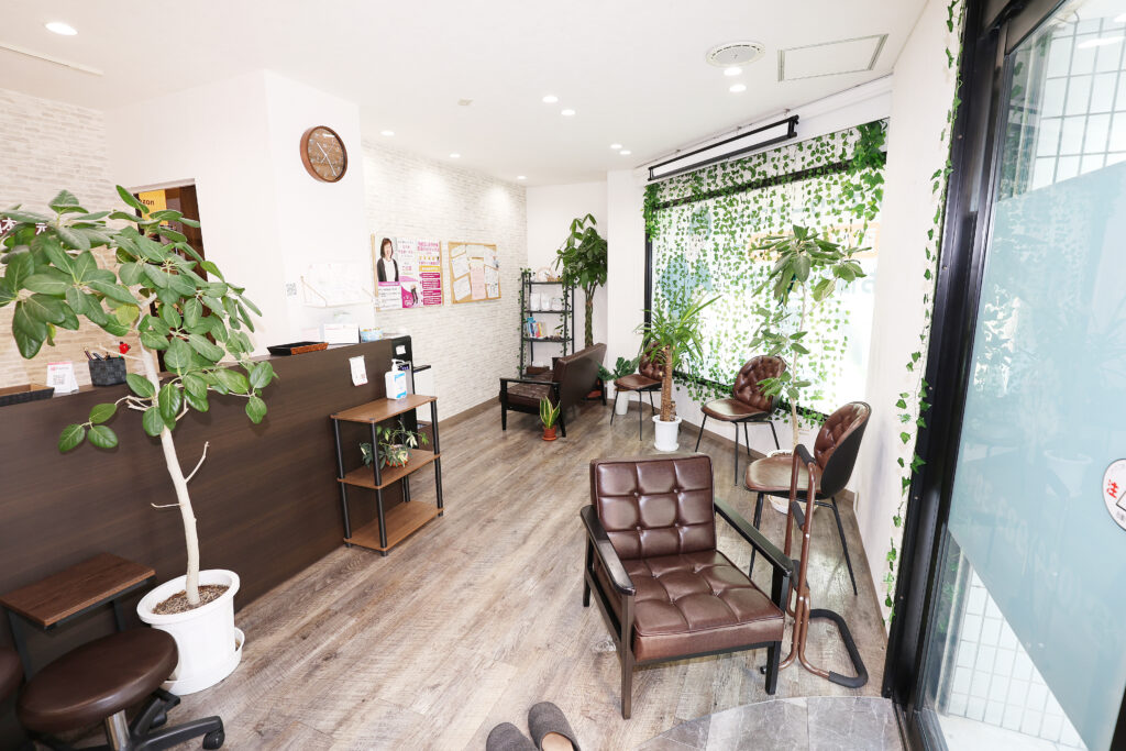 【福山市】春に増える肩こり｜寒暖差と新生活準備が影響する体の不調